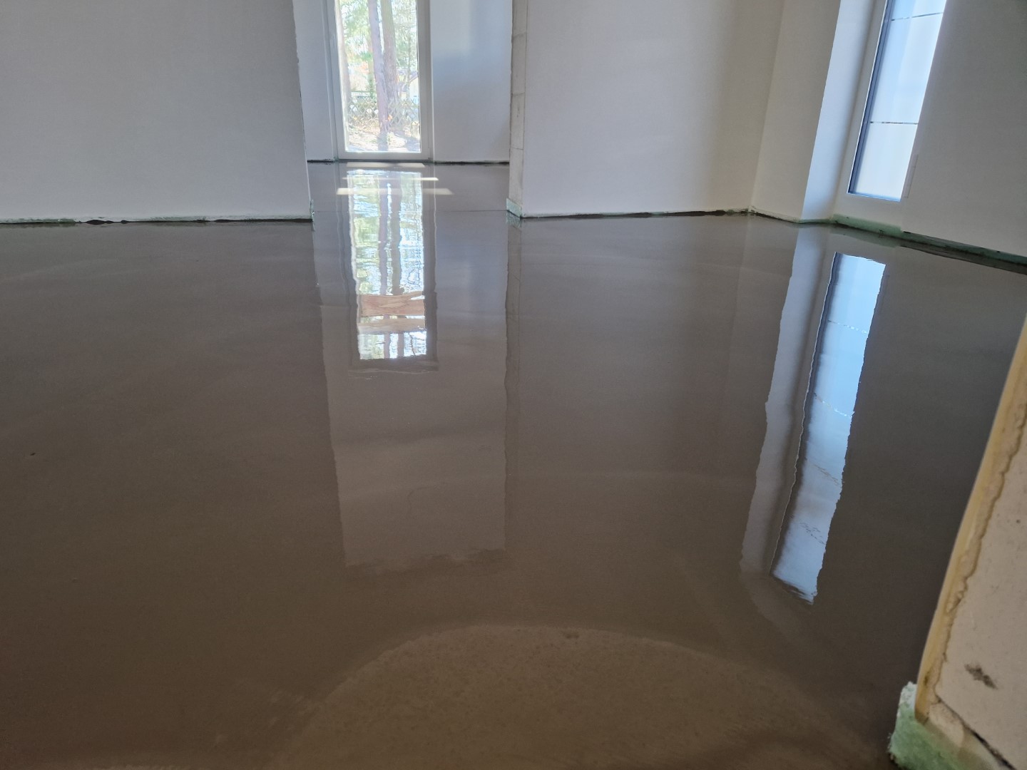 Pape Bauservice | Fussboden / Wände